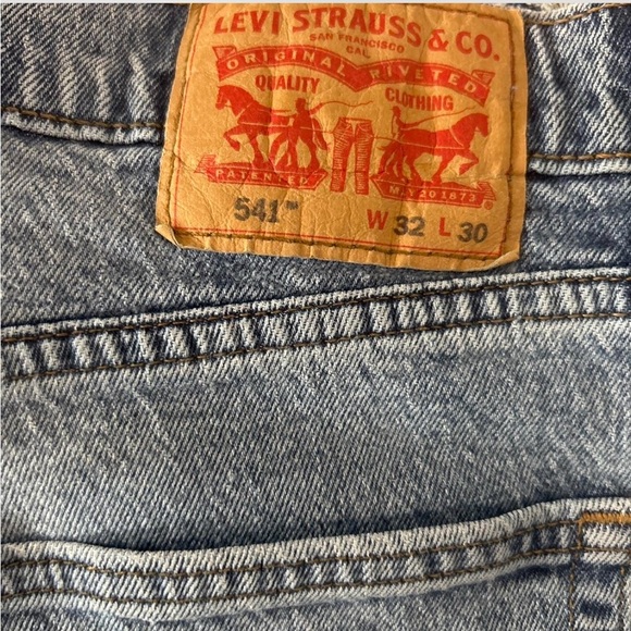 Levi's Light Blue Men's Straight Jeans 0145 - Picture 3 of 3